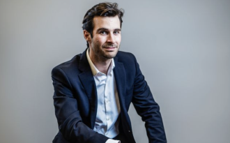 Thomas Boutte (AXA) : « La société évolue. Les Français attendent des preuves concrètes de notre part »