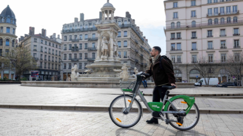 les vélos en libre-service de JCDecaux en 2024