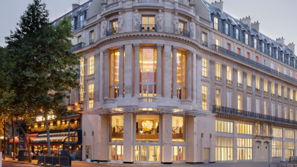 Le Pathé Palace, un luxueux cinéma de sept salles dans le quartier de l'Opéra à Paris
