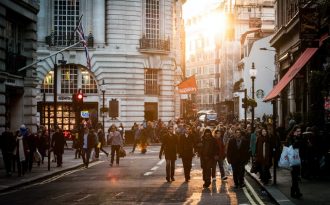 Etude Kantar : comment les shoppers se conduisent-ils ?
